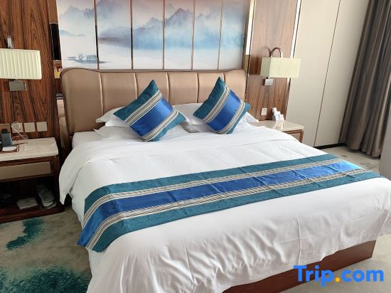 Huangchuan Shibo International Hotel