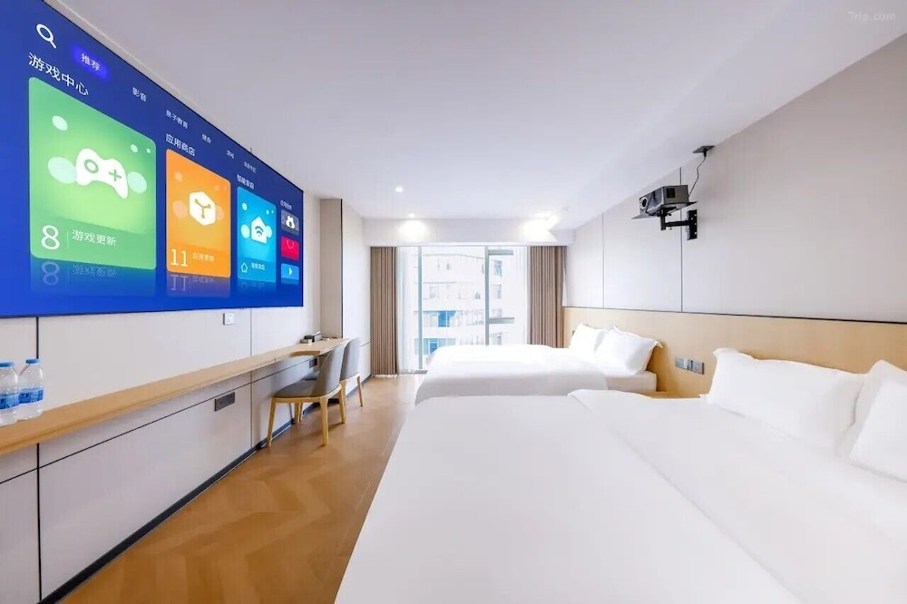 Paxin High-Altitude City View Apartment