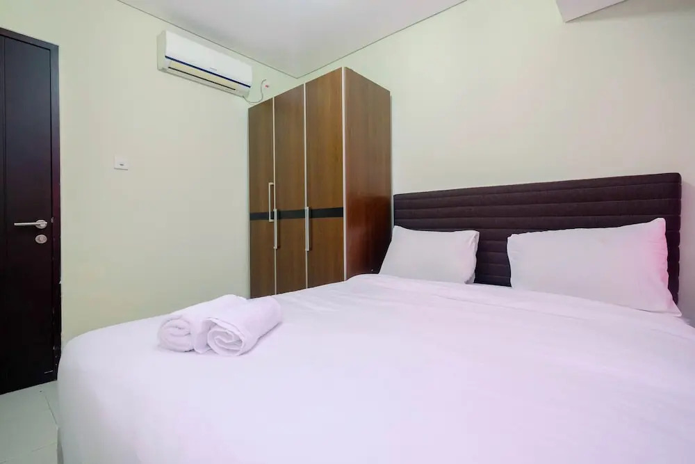 Elegant Nifarro Park 2BR Apartment with Best View