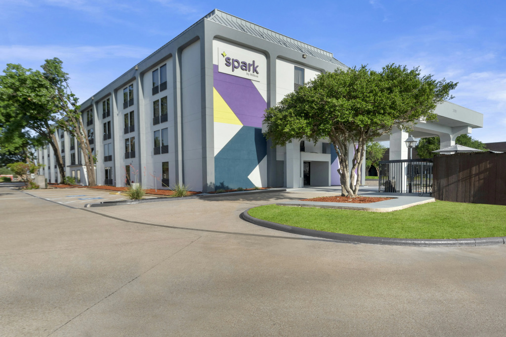 Spark By Hilton Grand Prairie
