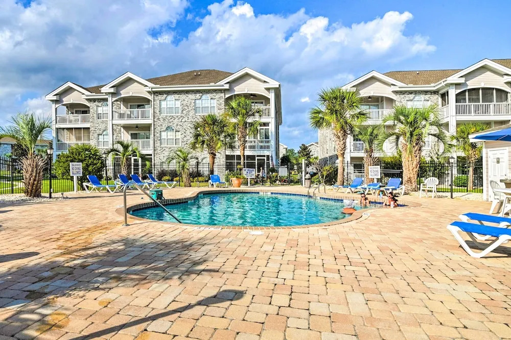 Colorful Myrtle Beach Golf Club Condo w/ Pool