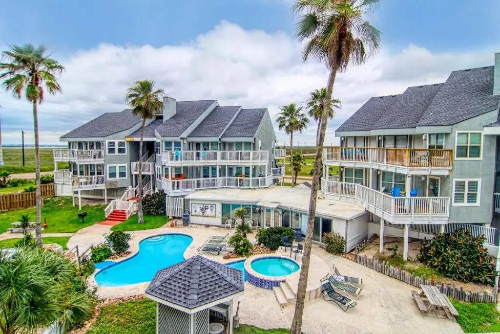Fantasea Cove MIBC212