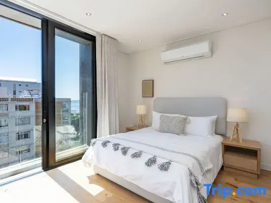 Luxury 2 Bed in Sea Point -2 mins from Promenade