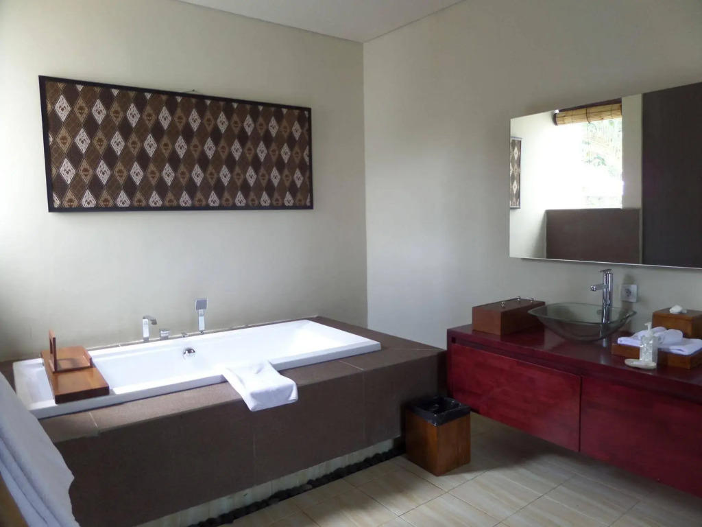 Senetan Villas and Spa Resort