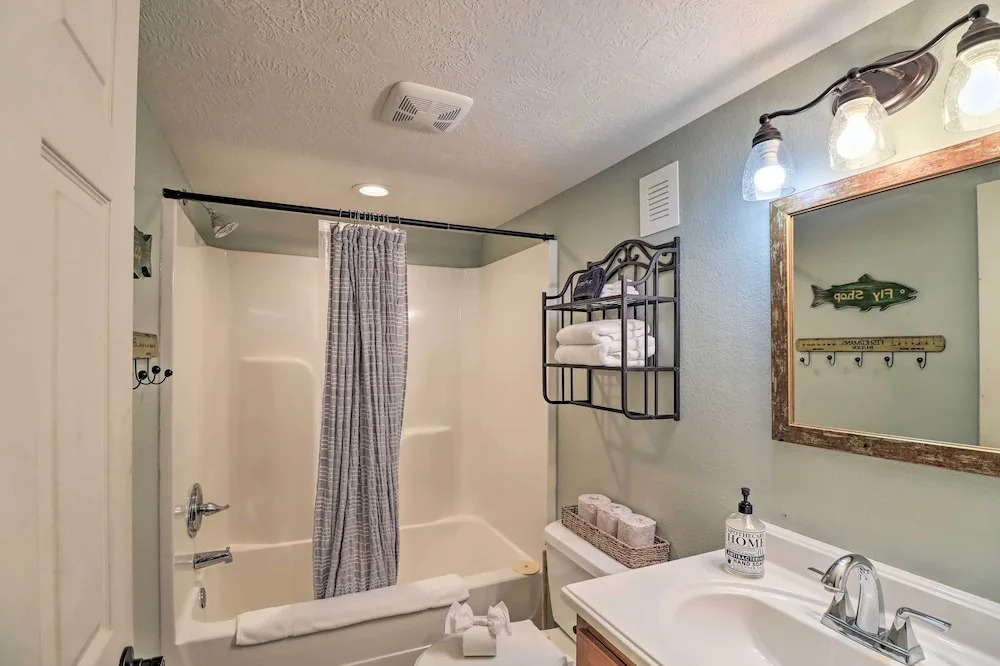 Expansive Cotter Cabin on White River w/ Deck!