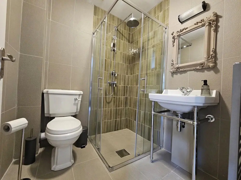 Cottage - Sleep 4, Pet Friendly & Enclosed Garden