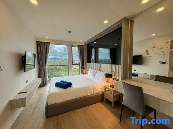 Luxury Ozone Bang Tao 1 Bdr