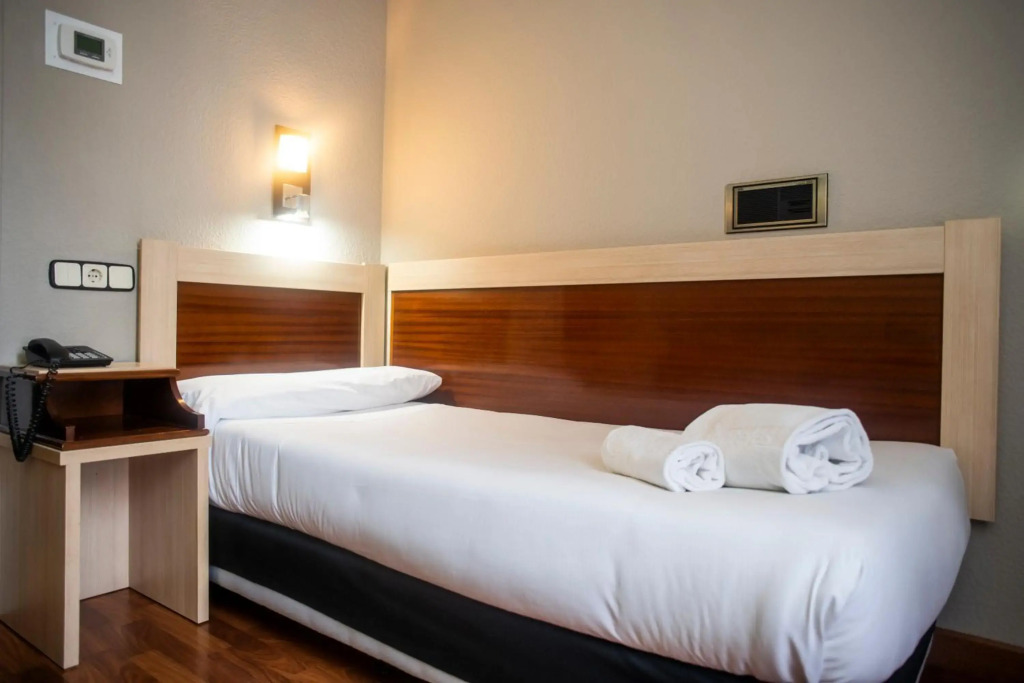 B&B HOTEL Zaragoza Royal