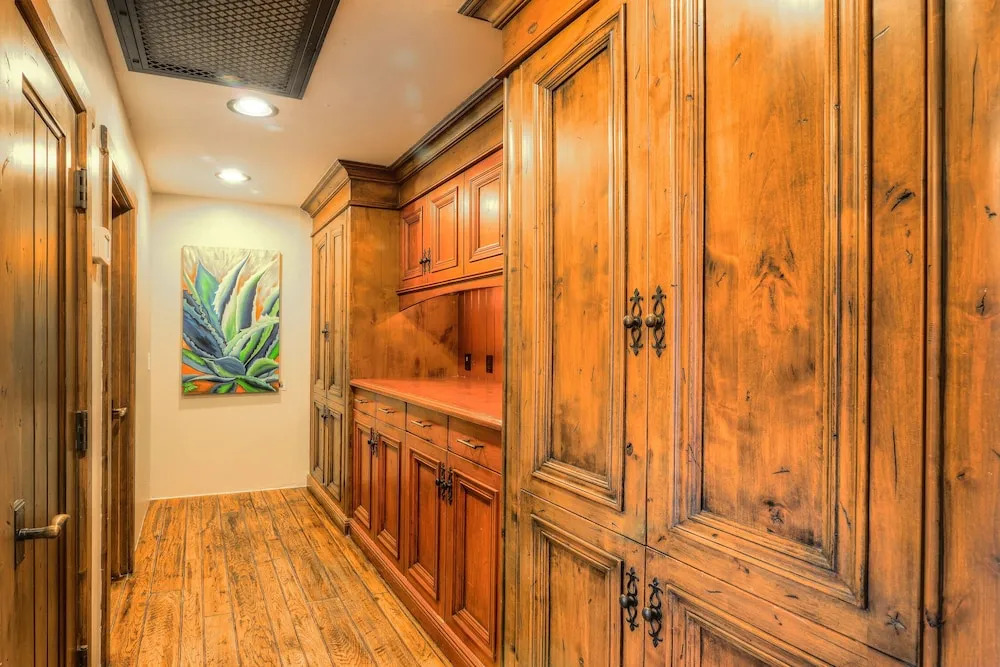 Winery Suites of Scottsdale