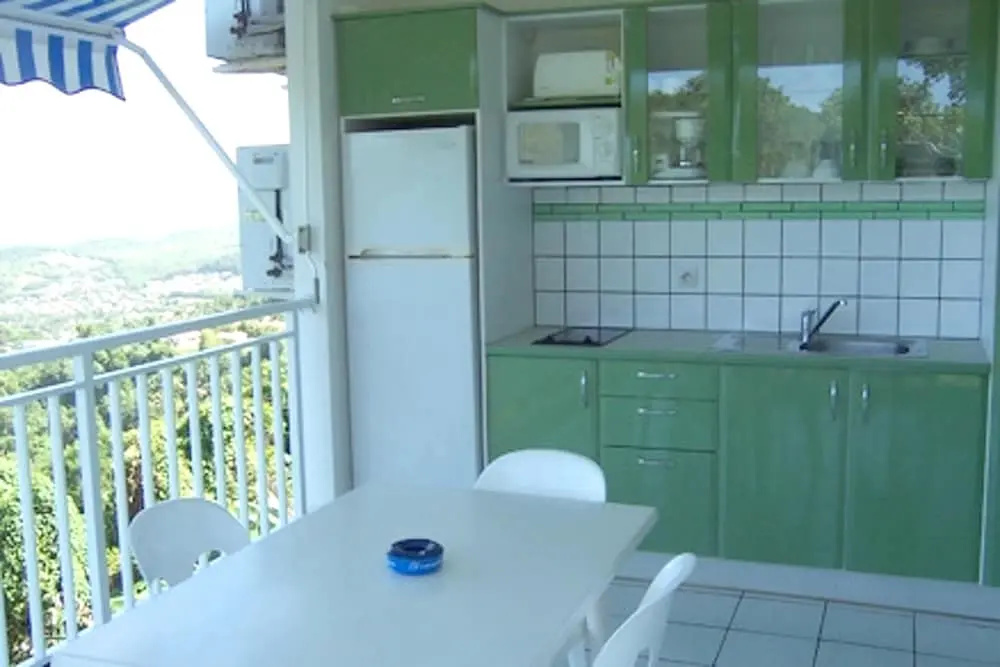Studio in Anse Darlet, With Furnished Balcony and Wifi - 4 km From th