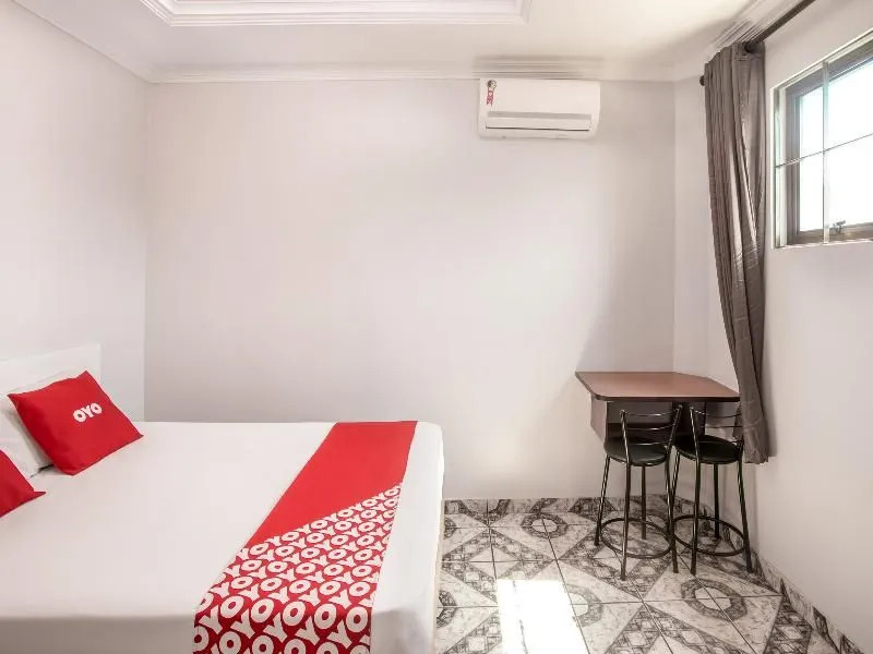 Oyo 122 Tiquatira Hotel
