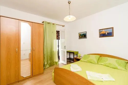 Guest House Kola