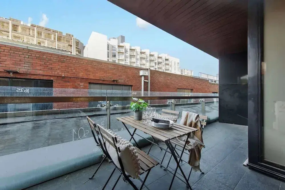 Modern & Cozy 2BR Apartment Close to Melbourne Uni