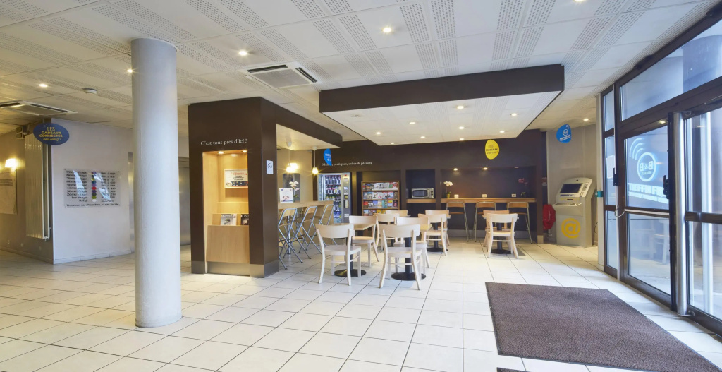 B&B HOTEL Paris Porte de la Villette