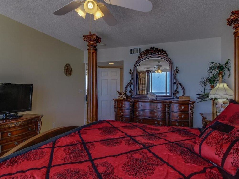 Long Beach Resort #3-503 by RealJoy Vacations