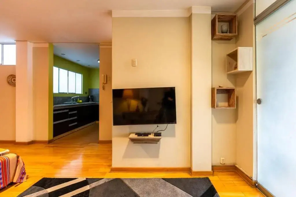 Balconcito Peruano& Ciudad real 302 & 2 bedroom