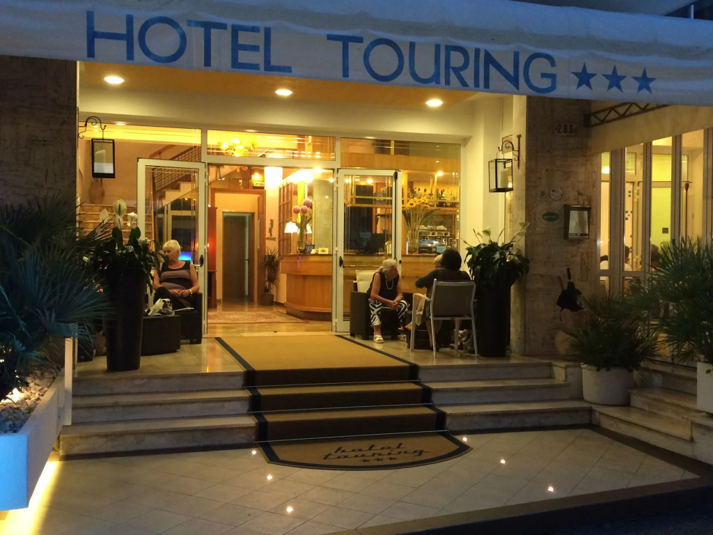 Hotel Touring