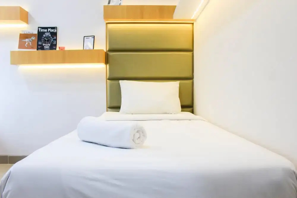Best Homey Studio Apartment at B Residence By Travelio