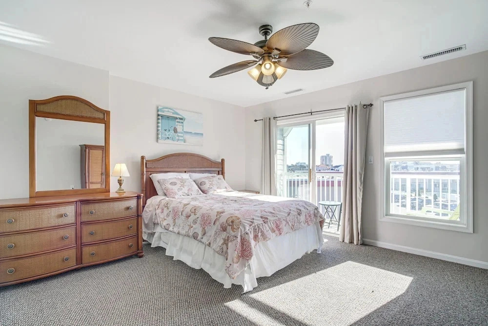 1 Mi to Beach: Bayside Townhome in Ocean City