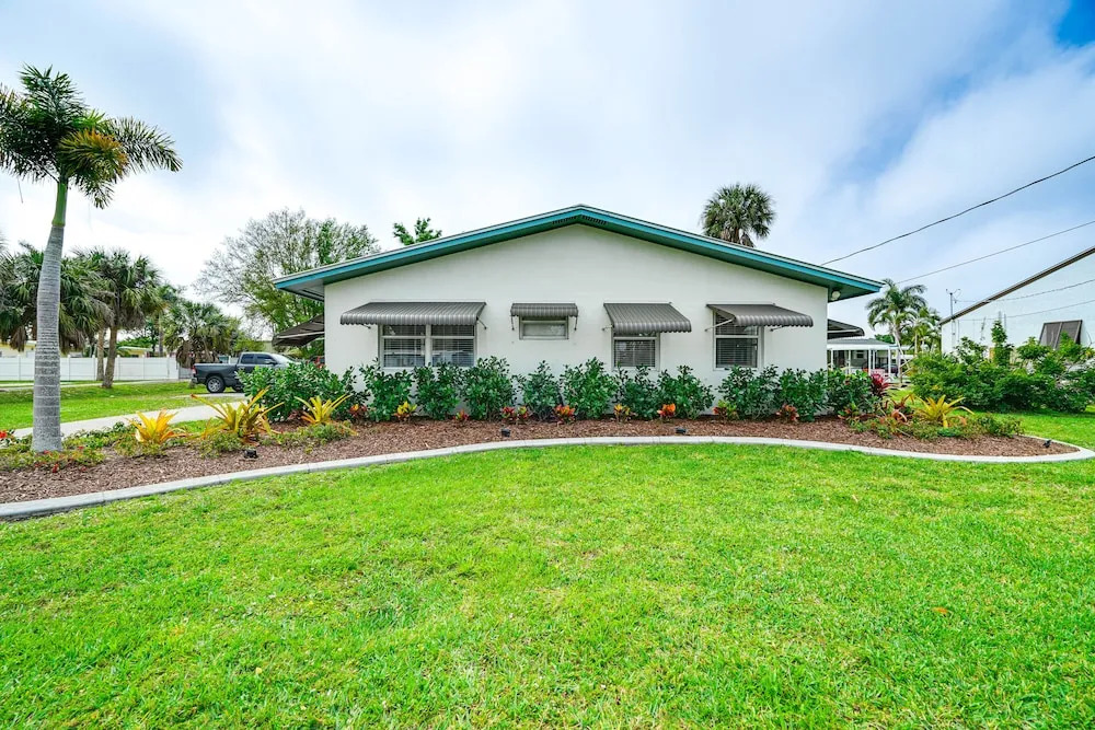 Updated Punta Gorda Home 1 Mi to Laishley Park