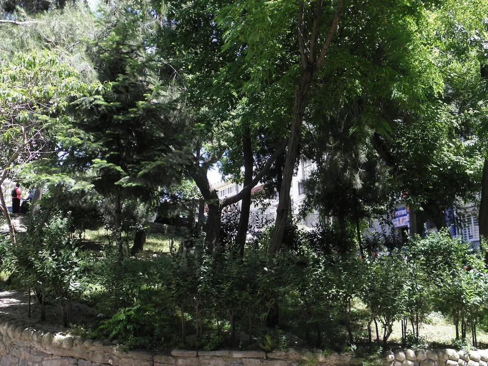 Omar Sultan Park Suites