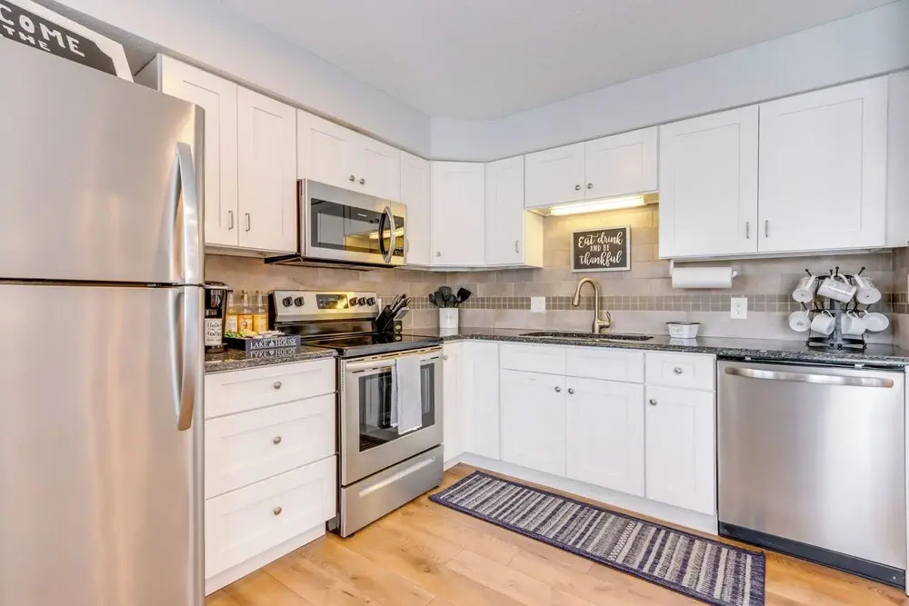 Walk to Shops & Lake: Pool-view Osage Beach Unit