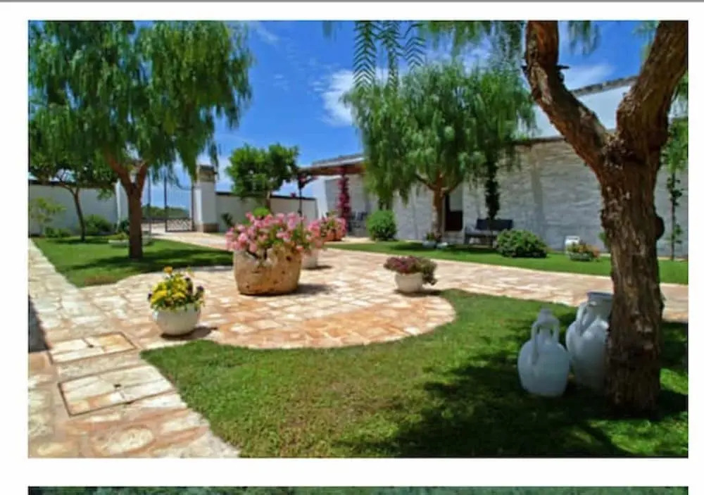 Stunning Quadruple Room in Ancient Masseria Near the sea in a Quiet Olive Trees
