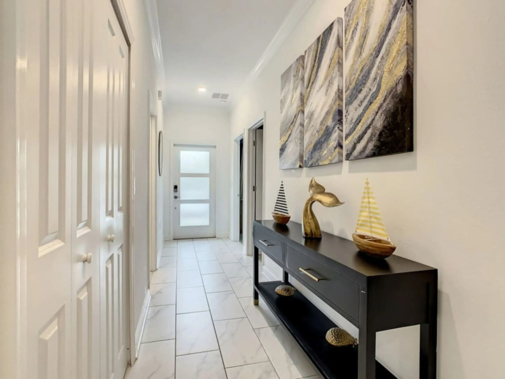 Themed Delight 5 Bed Champions Gate Home