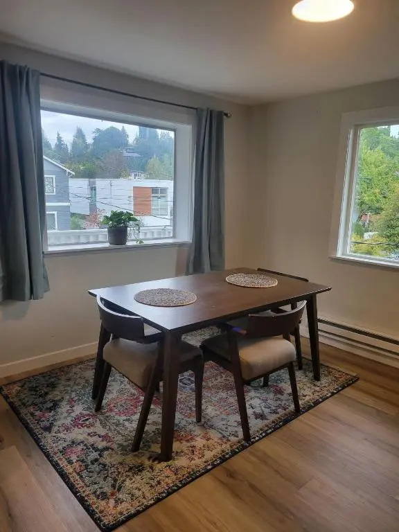 Fresh Top Floor Apartment w/ Balcony