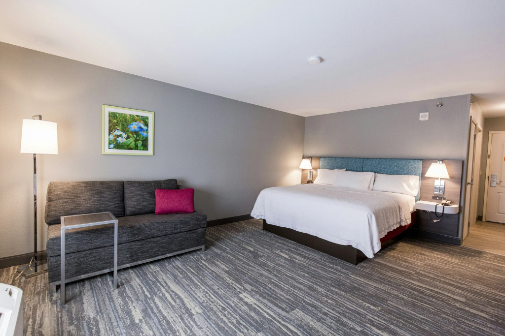 Hampton Inn Bismarck