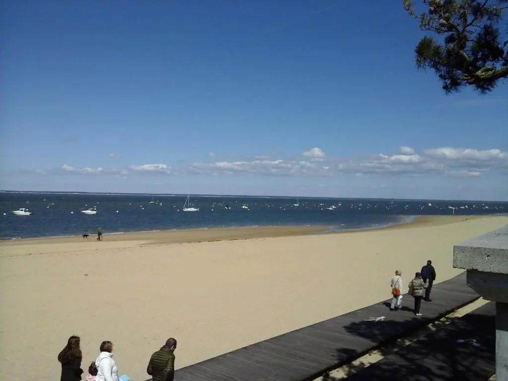 Appartement d'une chambre a Arcachon a 30 m de la plage avec vue sur la mer terrasse amenagee et wifi
