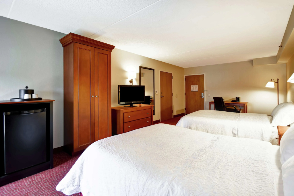 Hampton Inn Louisville Airport Fair/Expo Center