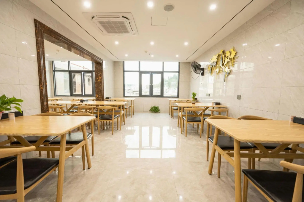 7Days Inn (Ganzhou Dingnan Railway Station)