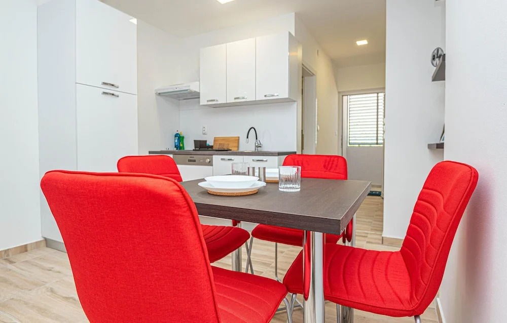 Stunning Apartment in Brodarica With Wifi and 1 Bedrooms