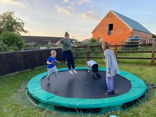 Rew Farm Country & Equestrian Accommodation