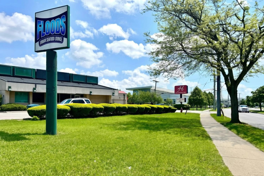 Отель Econo Lodge Warrensville Heights