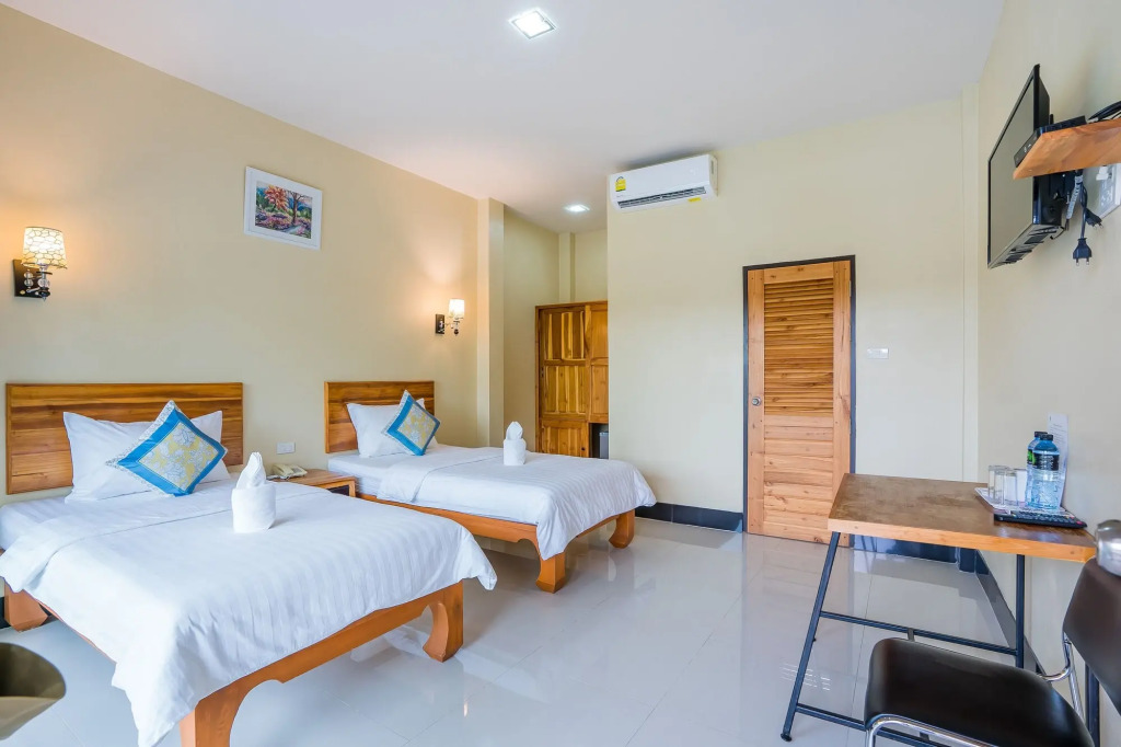 Tontan Resort Cha-Am