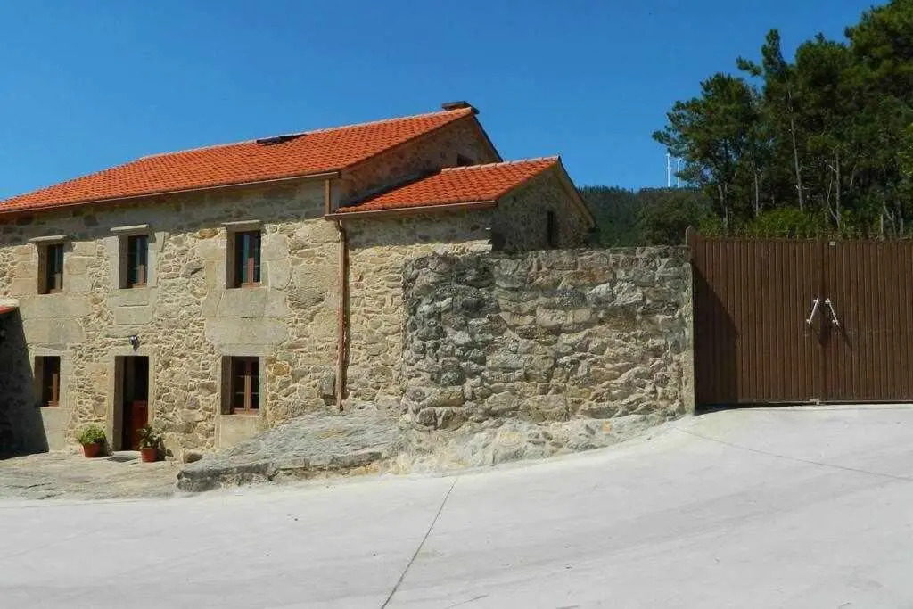 Casa Crina Casa restaurada con finca grande