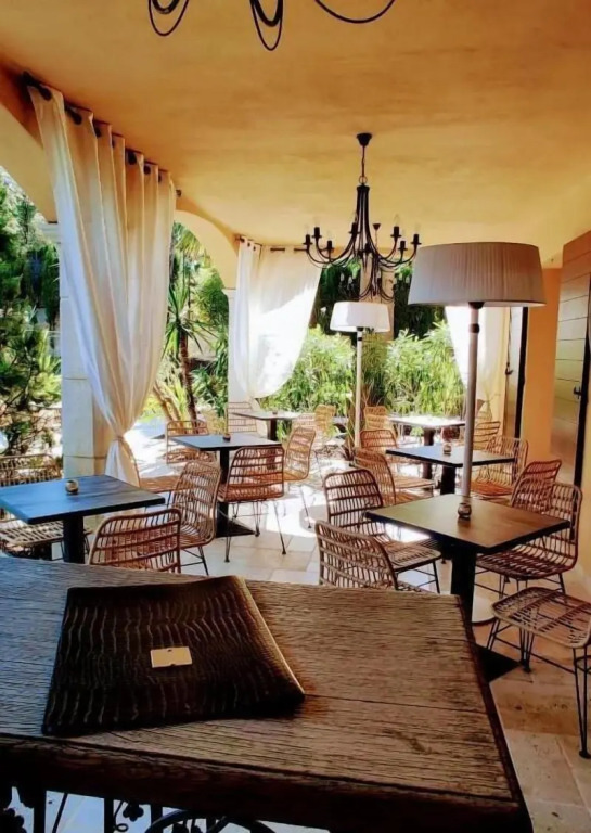 Maison Prestige Saint Tropez by Roberto Geissini