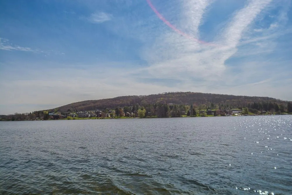Lake Stone Manor