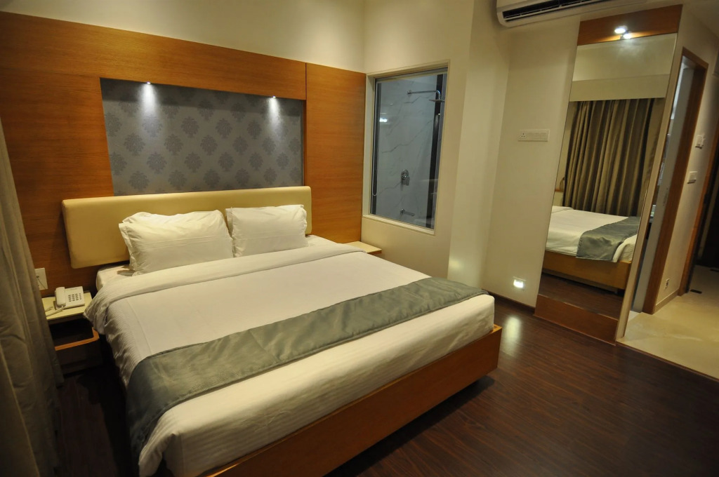 Tarawade Clarks Inn Pune