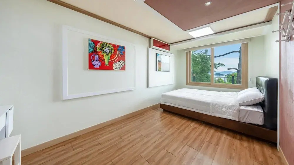 Yeosu falling in blue ocean view pension