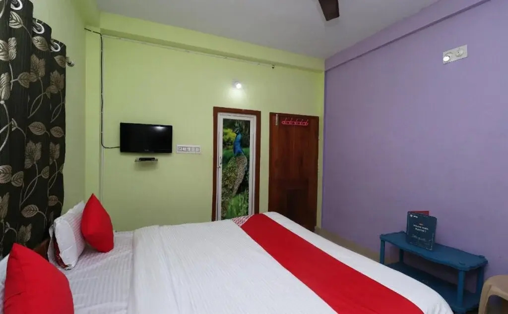 Das & Das Lodge By OYO Rooms