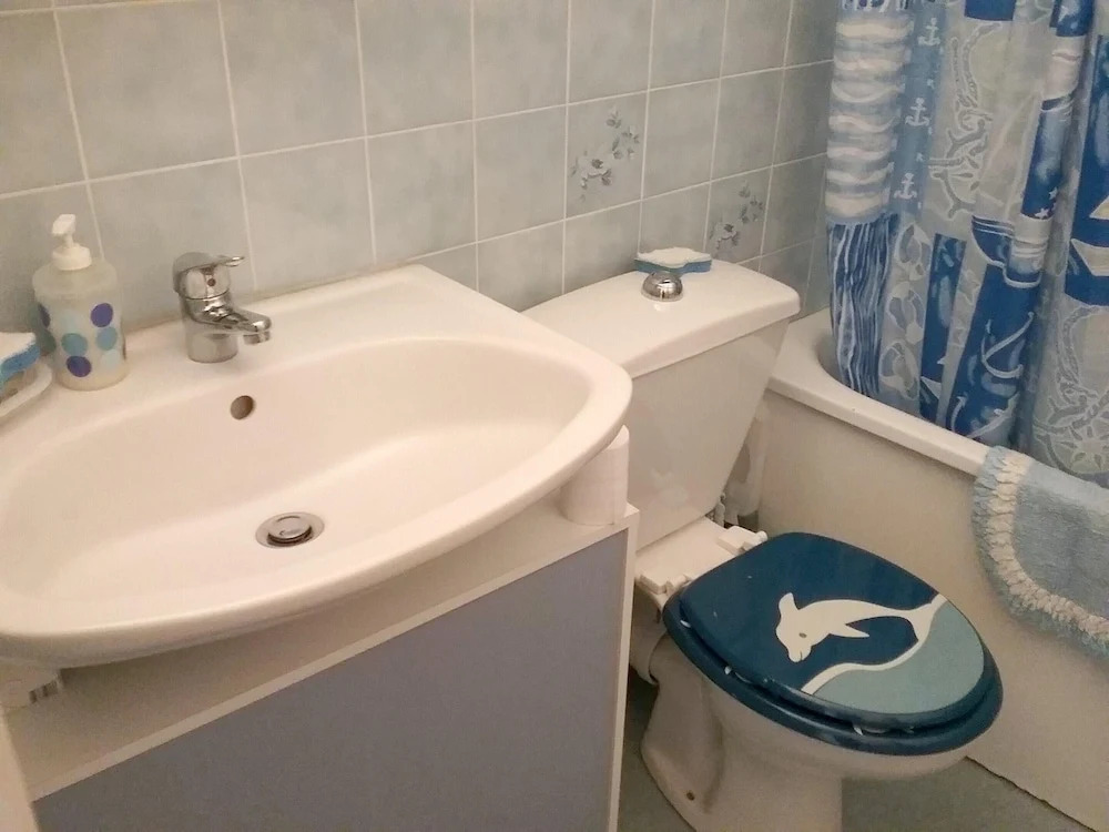 Studio in Allos, With Wonderful Mountain View and Furnished Balcony - 100 m From the Slopes