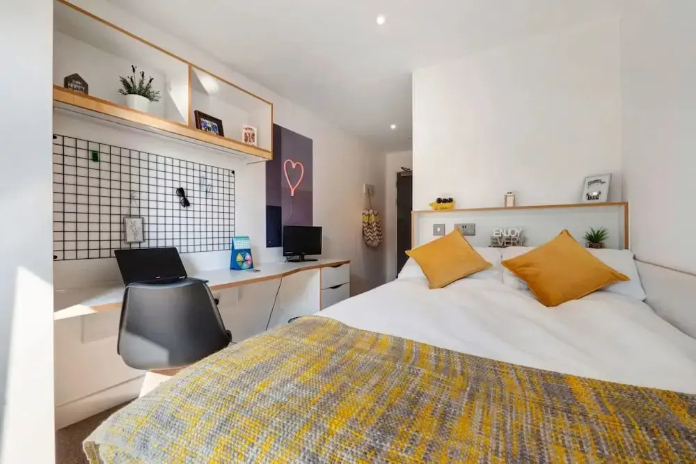 For Student Only Magdalen Street at Colchester - Campus Accommodation