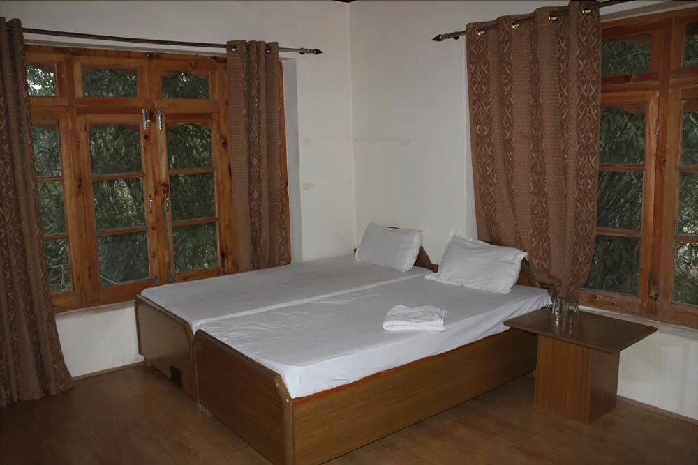 Lzakar Guest House