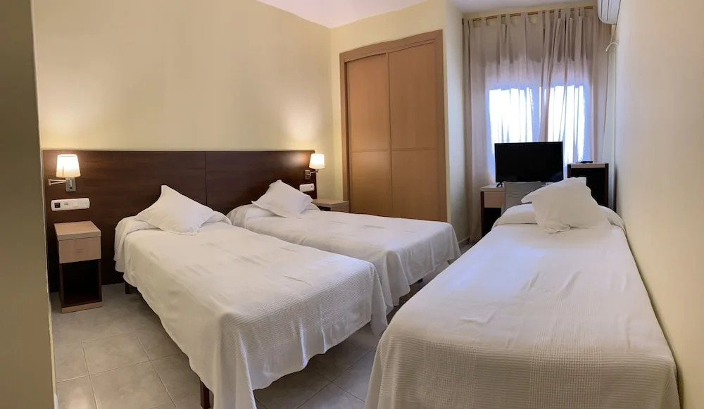 Hostal Monasterio de Rueda