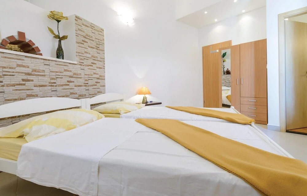 Beautiful Home in Blato With Wifi and 2 Bedrooms