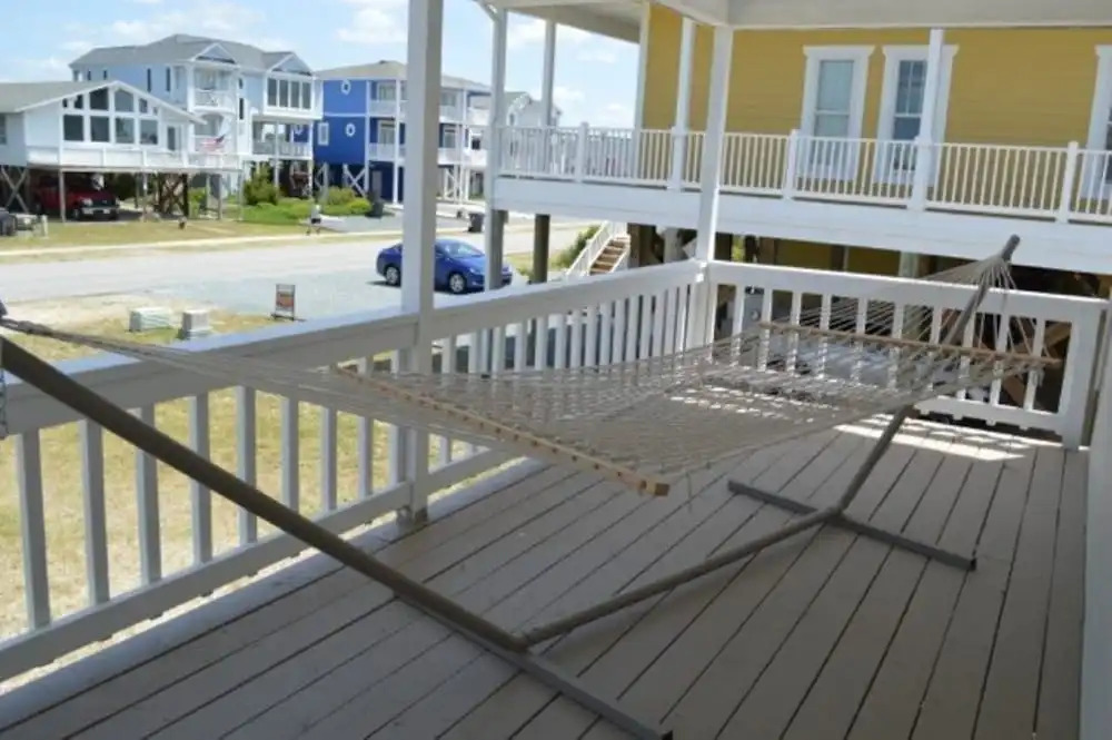 McDiarmid - 6 Br Home