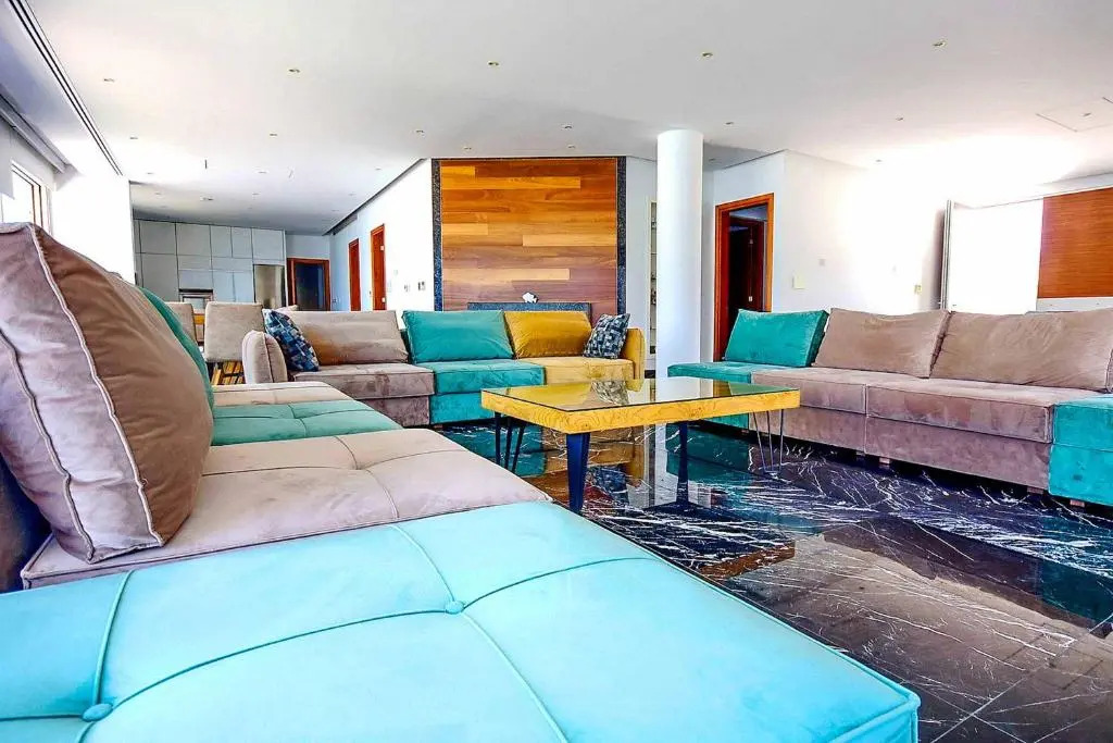 Coral Bay Beach Villa